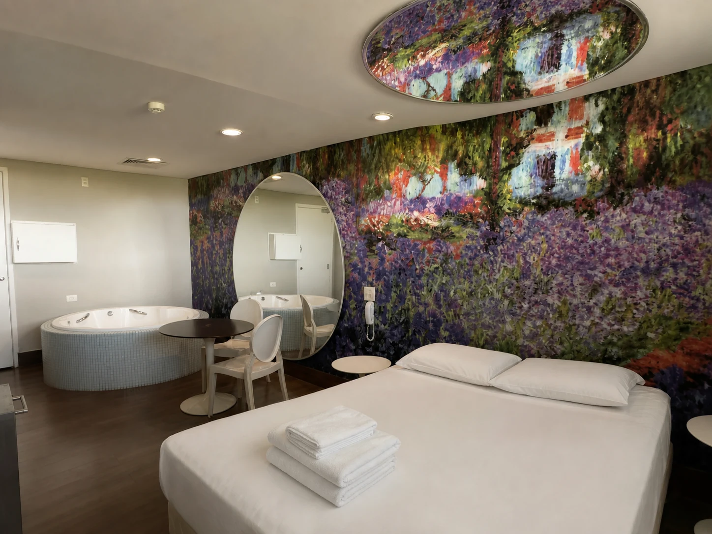 Suíte Elegance do Motel Você Que Sabe em Curitiba