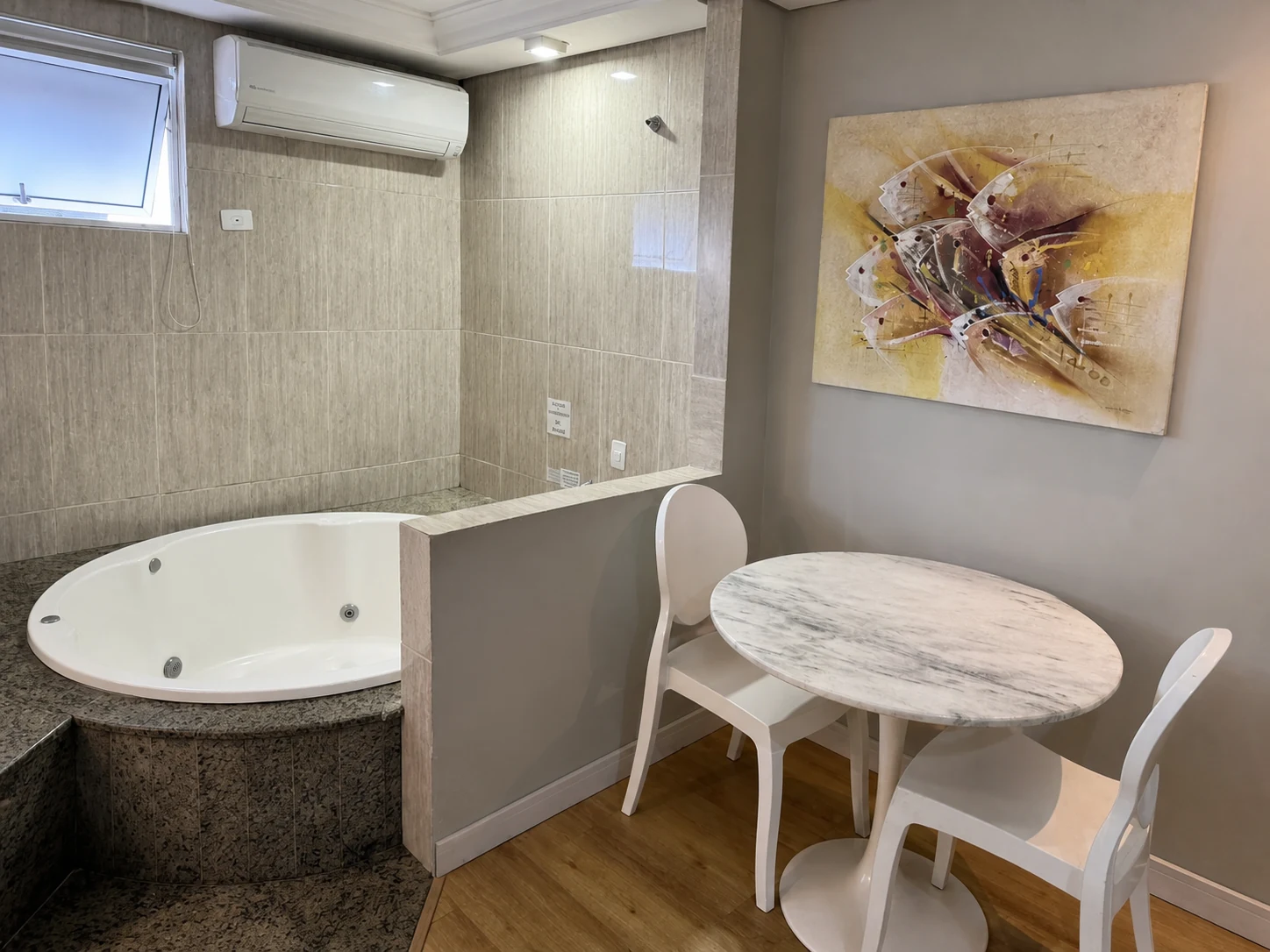 Suíte Love do Motel Você Que Sabe em Curitiba