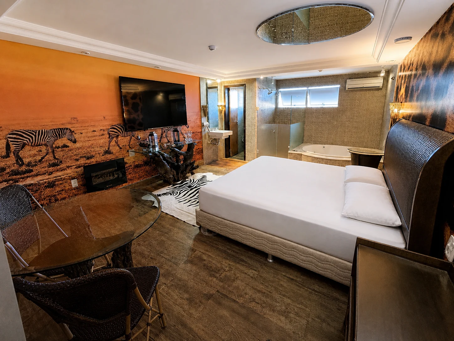 Suíte Safari do Motel Você Que Sabe em Curitiba