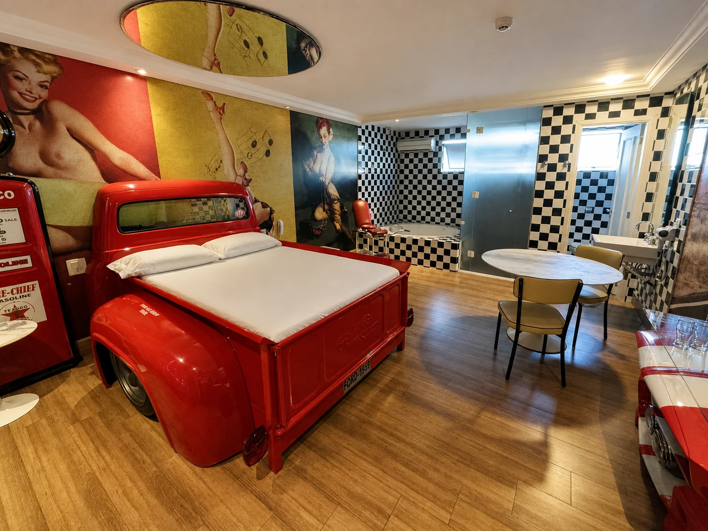 Suíte Vintage do Motel Você Que Sabe em Curitiba